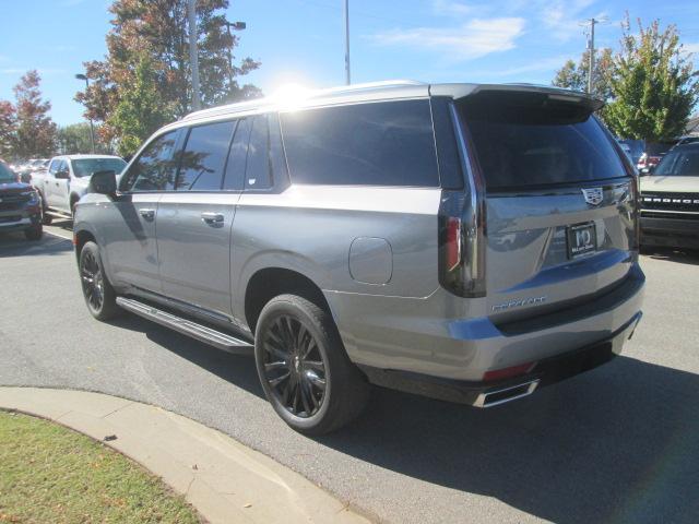 used 2022 Cadillac Escalade ESV car, priced at $72,995