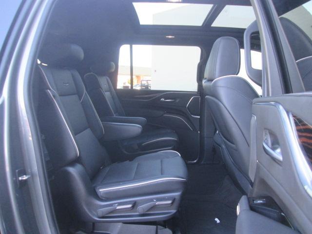 used 2022 Cadillac Escalade ESV car, priced at $72,995