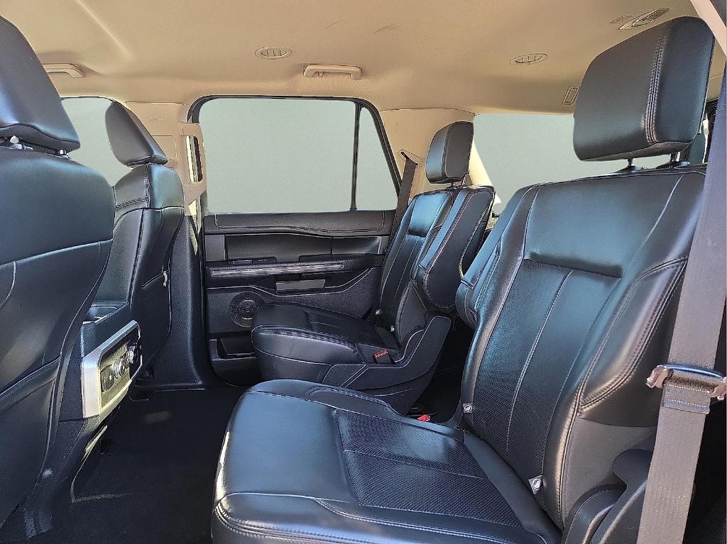 used 2024 Ford Expedition car, priced at $47,995