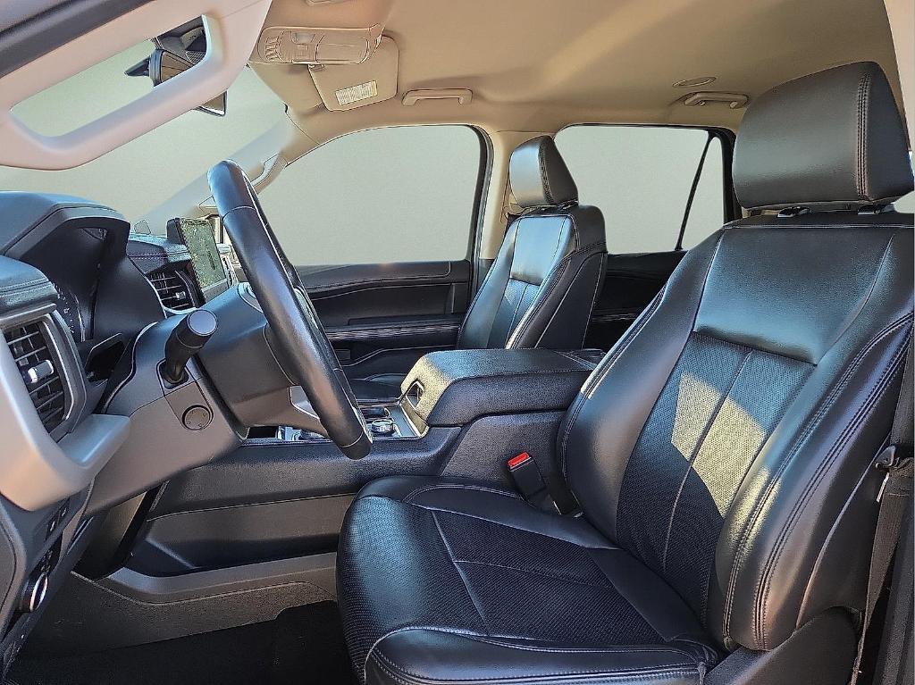 used 2024 Ford Expedition car, priced at $47,995