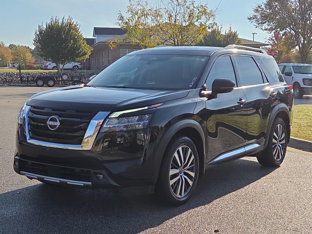 used 2022 Nissan Pathfinder car, priced at $30,995