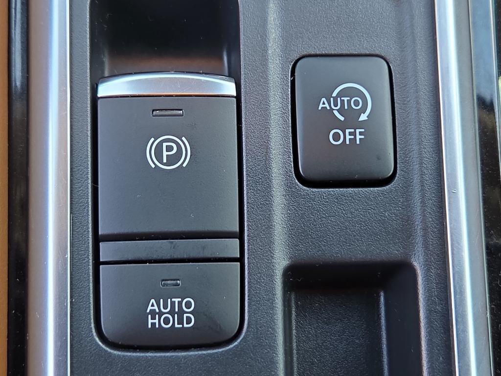 used 2022 Nissan Pathfinder car, priced at $30,995