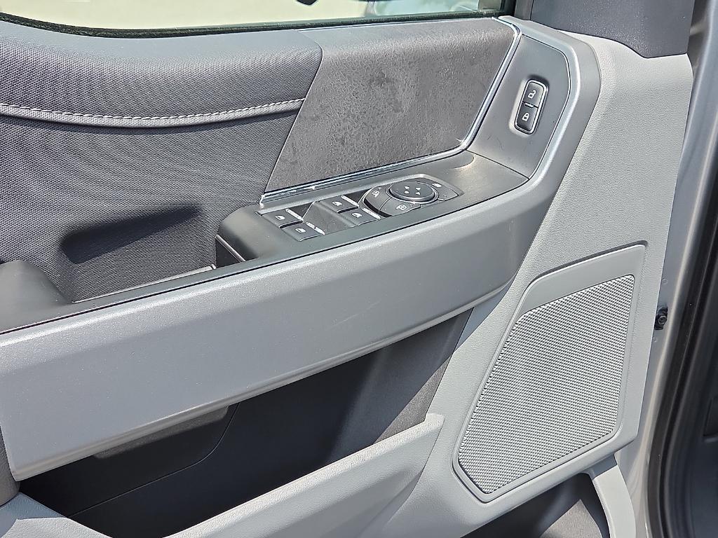 new 2025 Ford F-150 car, priced at $46,528