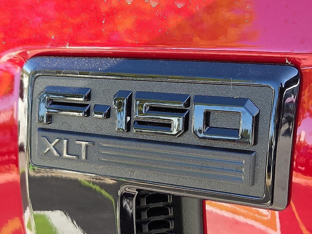 new 2025 Ford F-150 car, priced at $52,702