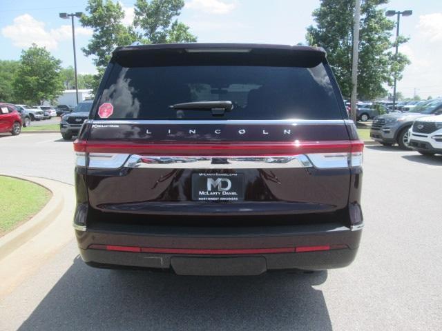 new 2024 Lincoln Navigator car, priced at $100,760