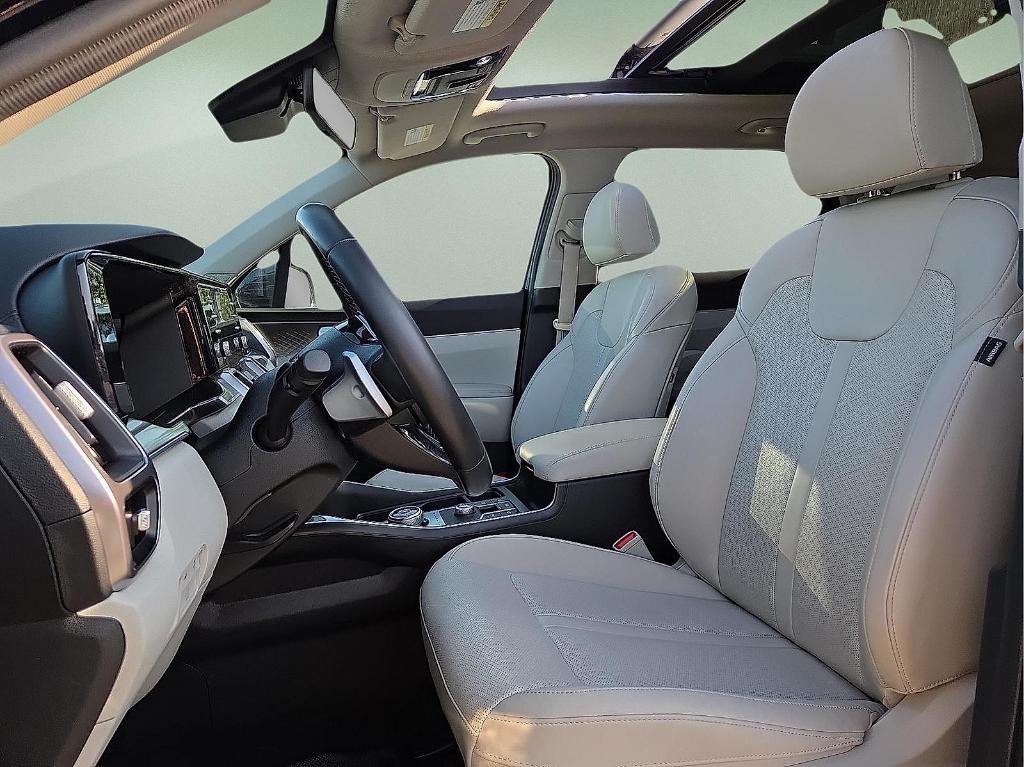 used 2021 Kia Sorento Hybrid car, priced at $26,227