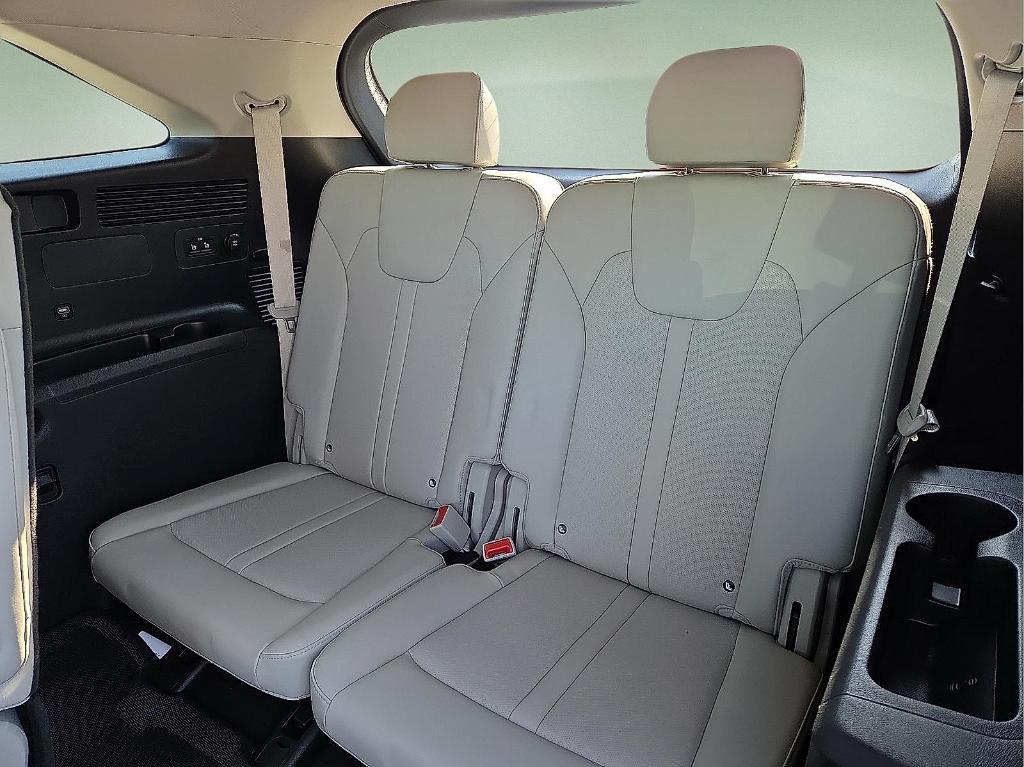 used 2021 Kia Sorento Hybrid car, priced at $26,227