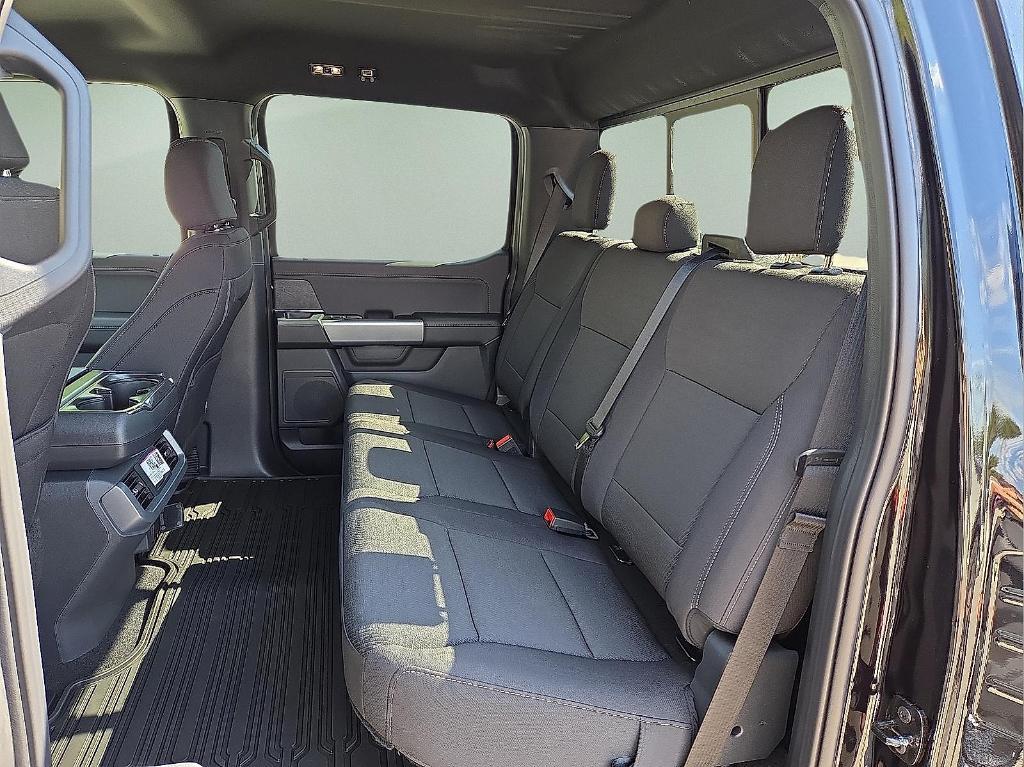 new 2025 Ford F-150 car, priced at $52,252
