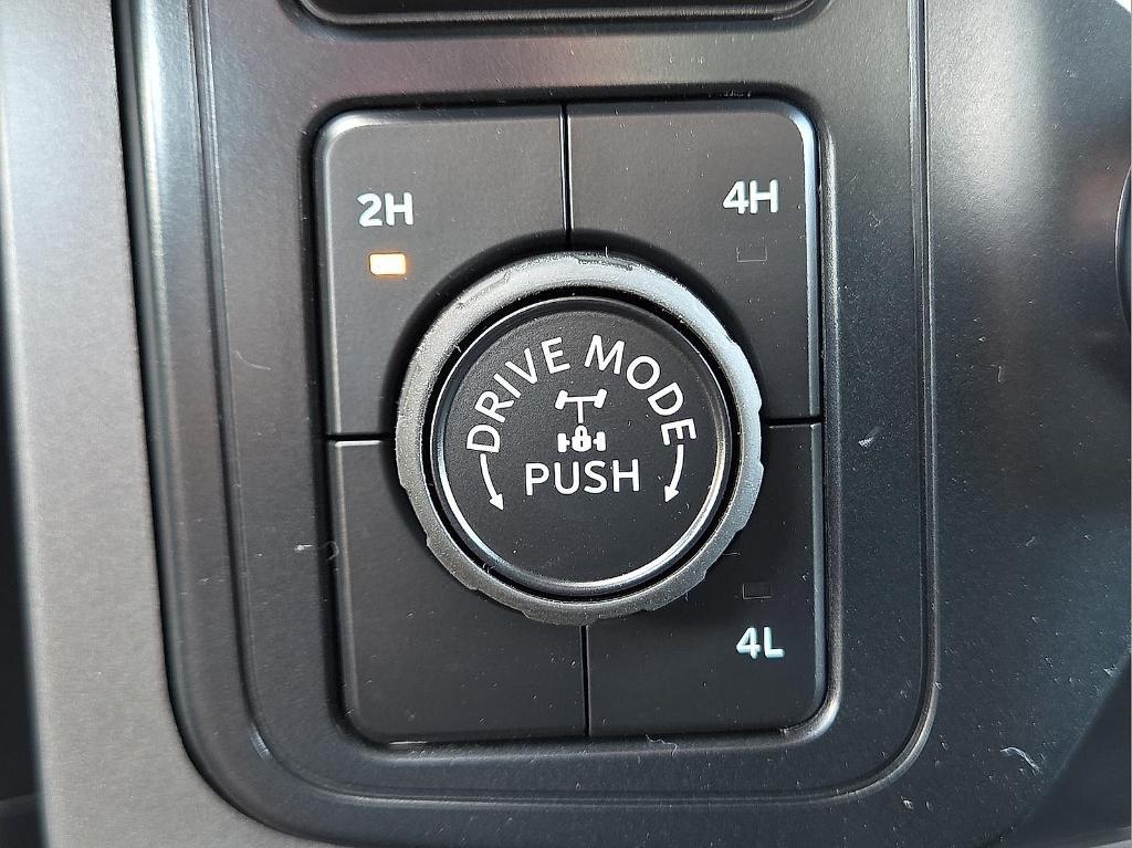 new 2025 Ford F-150 car, priced at $52,252