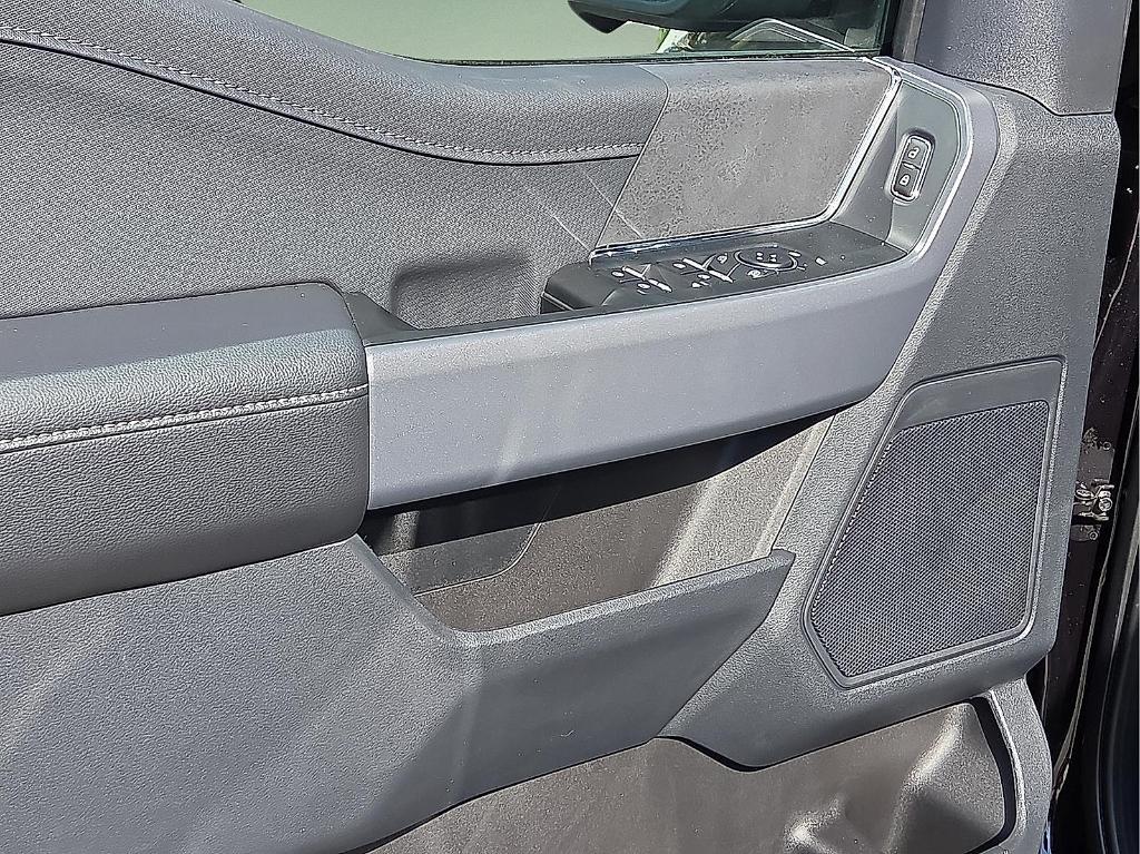 new 2025 Ford F-150 car, priced at $52,252