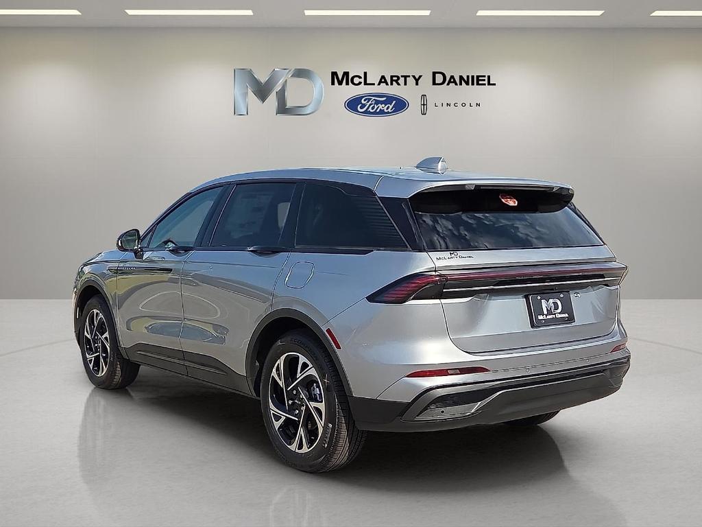 new 2025 Lincoln Nautilus car, priced at $52,802