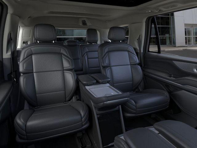 new 2025 Lincoln Navigator car, priced at $108,830