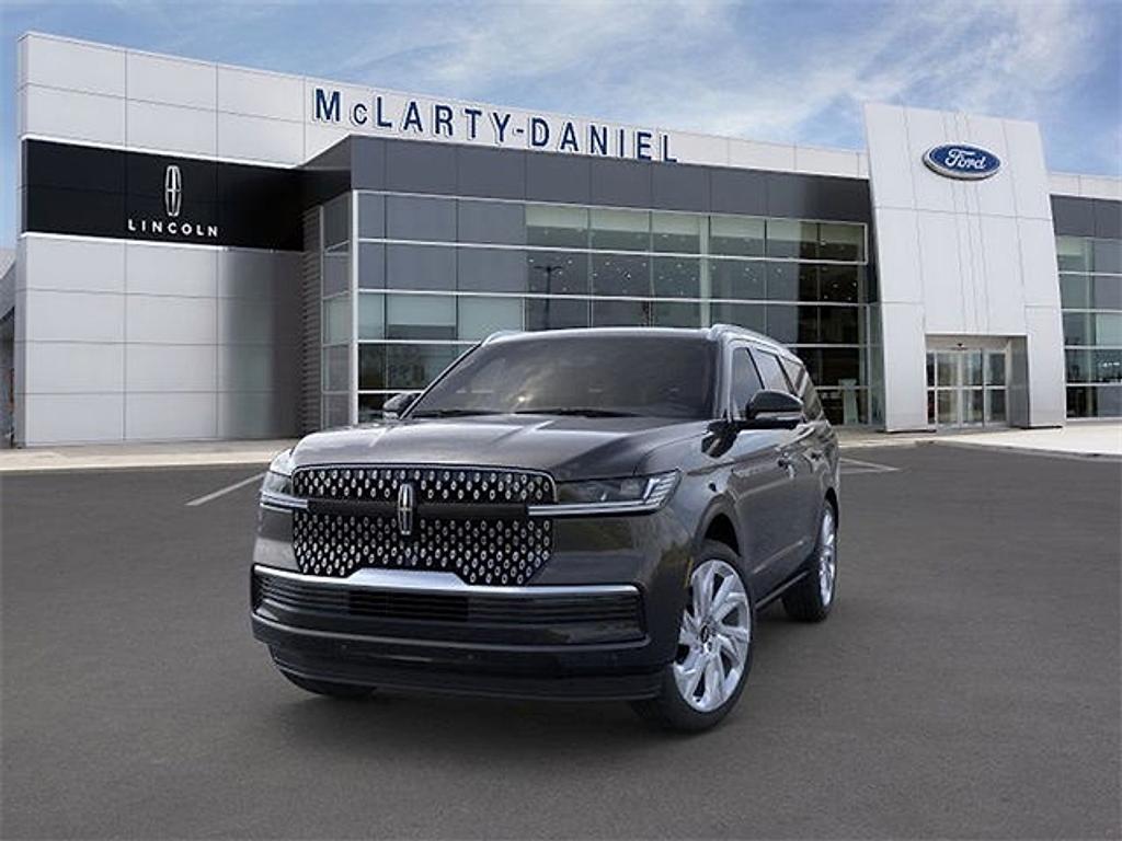 new 2025 Lincoln Navigator car, priced at $106,653