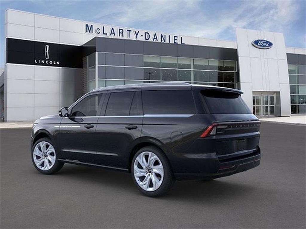 new 2025 Lincoln Navigator car, priced at $106,653