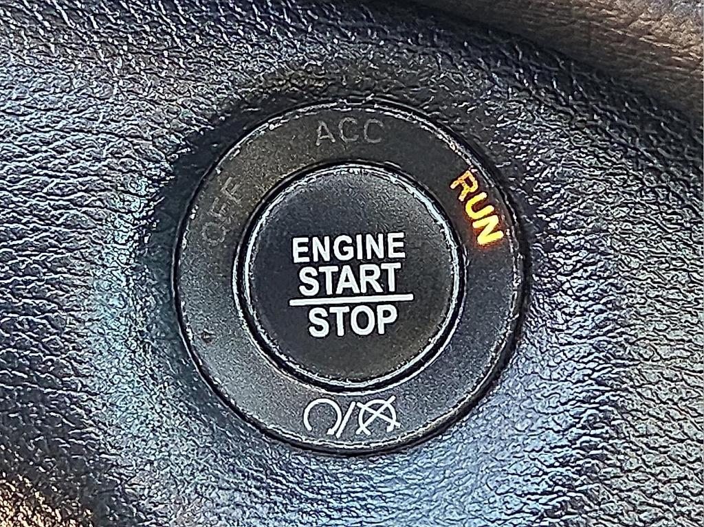 used 2020 Jeep Cherokee car, priced at $16,995