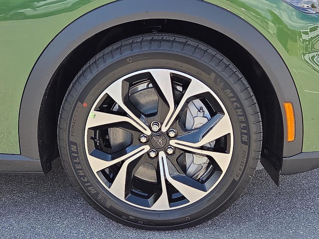 new 2025 Ford Mustang Mach-E car, priced at $40,554