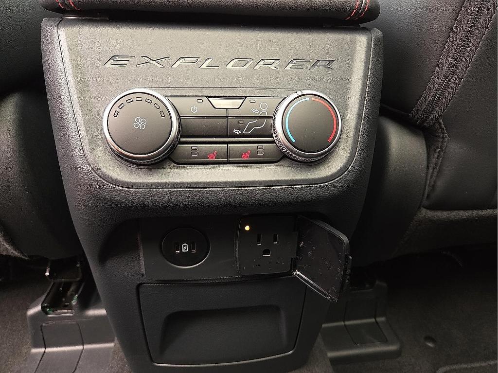 new 2025 Ford Explorer car, priced at $47,959