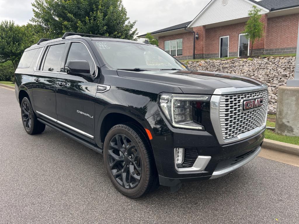 used 2021 GMC Yukon XL car, priced at $49,995