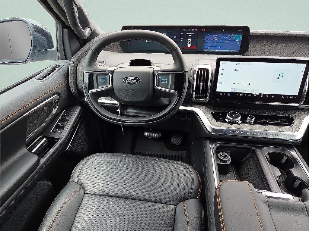 new 2025 Ford Expedition car, priced at $85,780