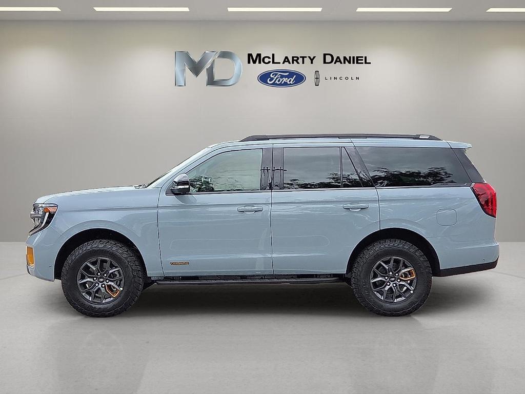 new 2025 Ford Expedition car, priced at $80,633