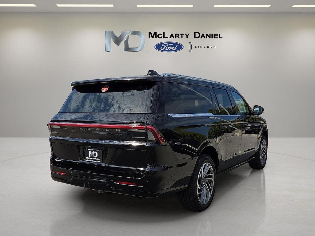 new 2025 Lincoln Navigator L car, priced at $96,681