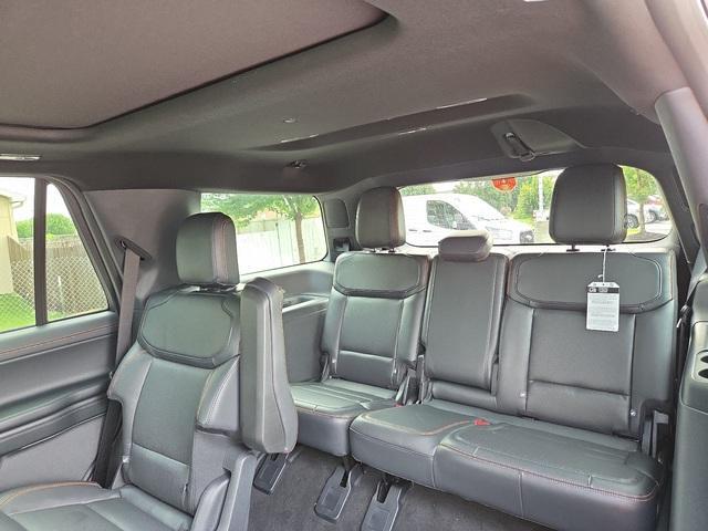 new 2025 Ford Expedition car, priced at $84,040
