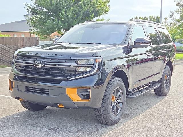 new 2025 Ford Expedition car, priced at $84,040
