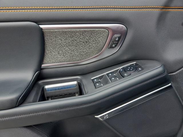 new 2025 Ford Expedition car, priced at $84,040