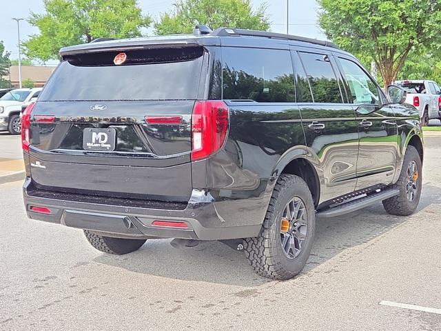 new 2025 Ford Expedition car, priced at $84,040