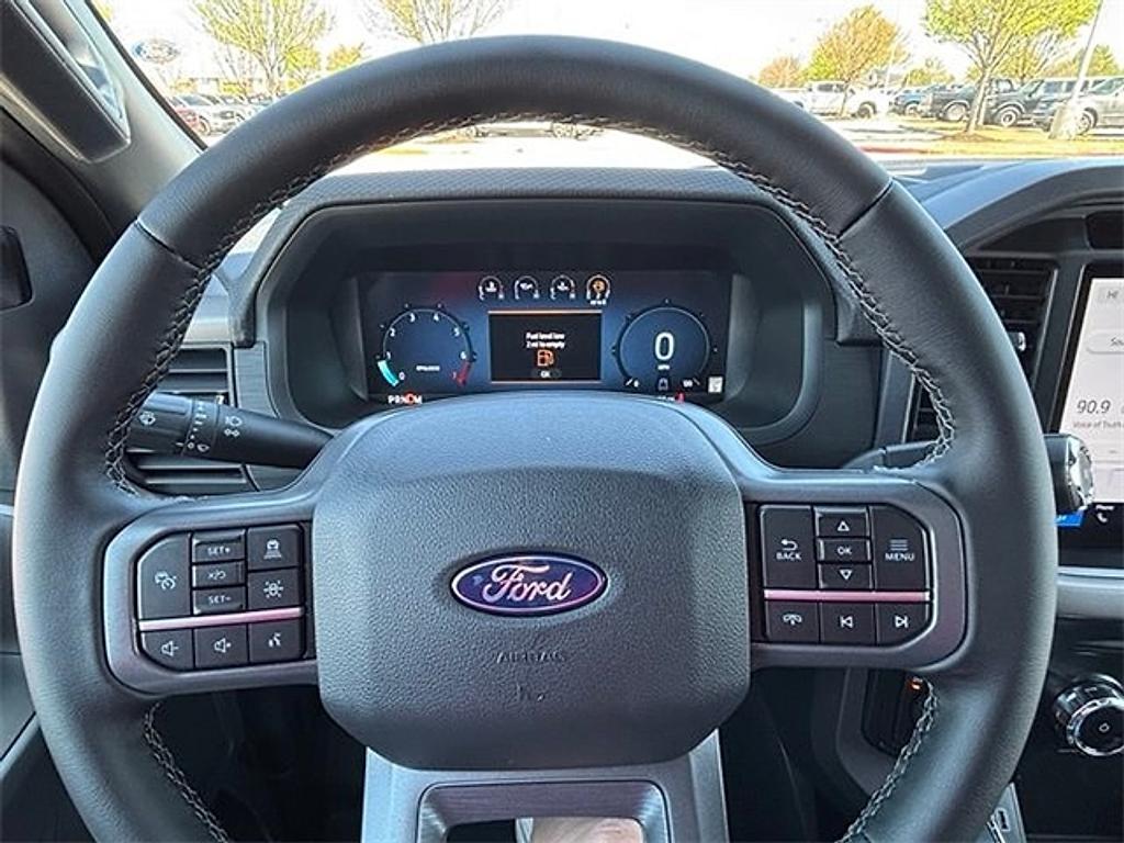 new 2025 Ford F-150 car, priced at $47,627