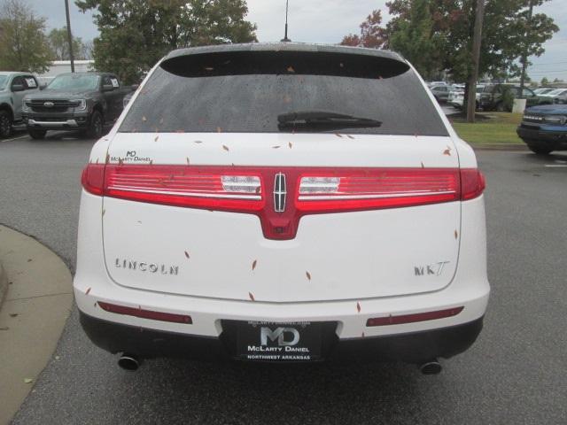 used 2019 Lincoln MKT car, priced at $21,577