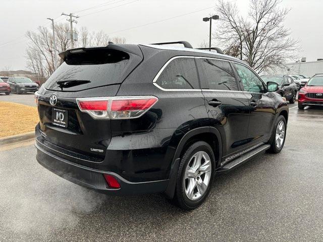 used 2015 Toyota Highlander car, priced at $14,995