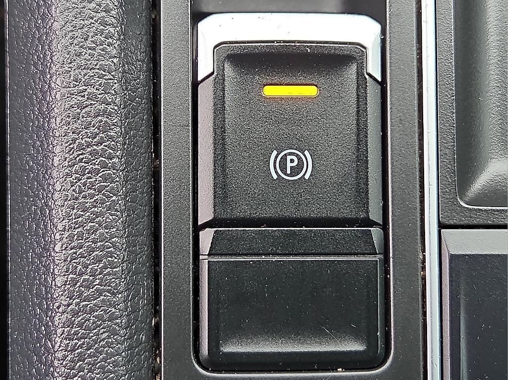 used 2018 Volkswagen Atlas car, priced at $16,461