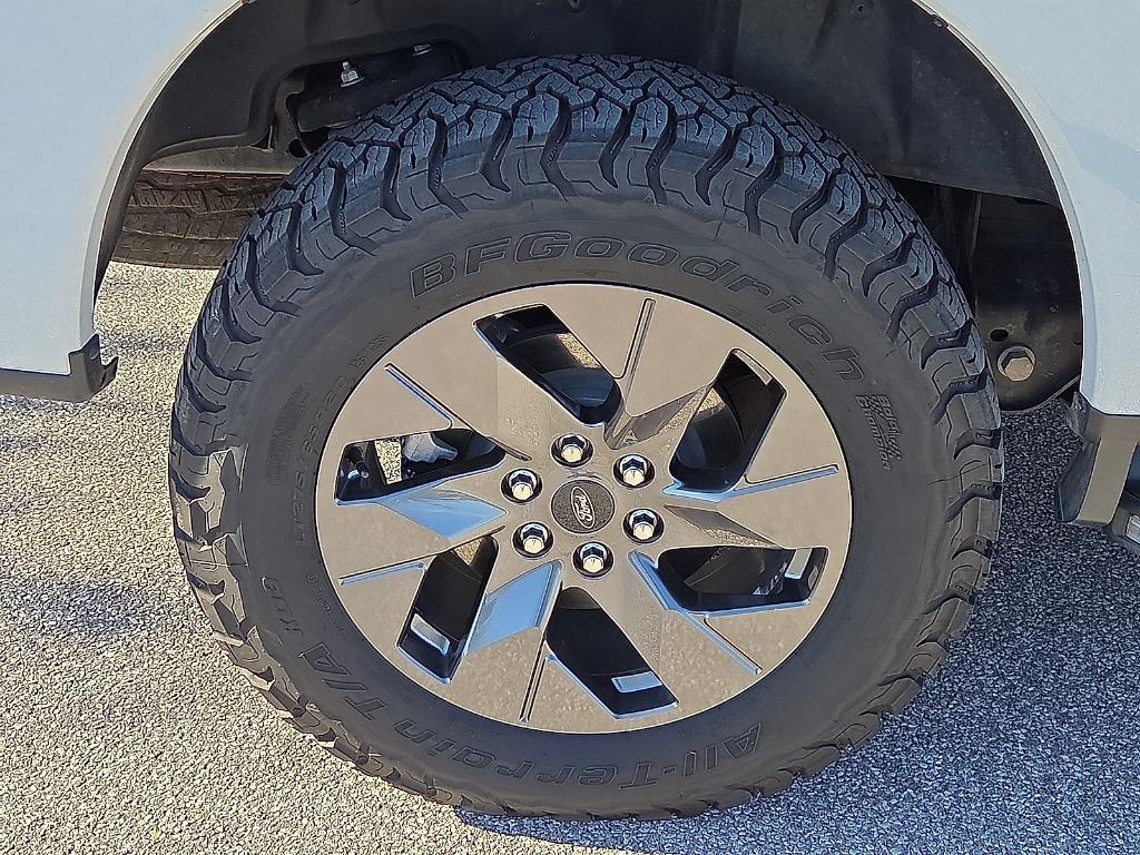 used 2023 Ford F-150 Lightning car, priced at $47,996