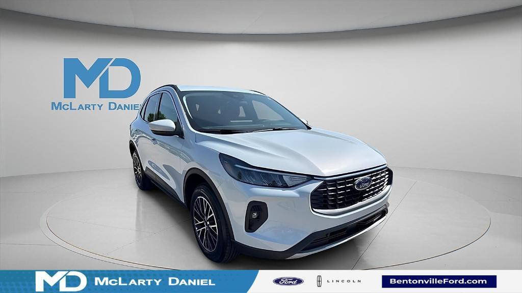 new 2025 Ford Escape car, priced at $32,150