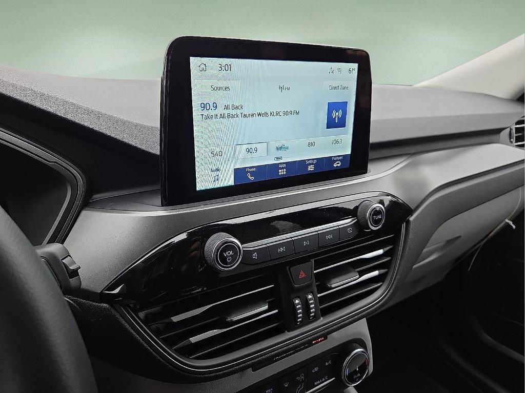 new 2026 Ford Escape car, priced at $26,904