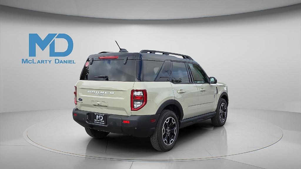 new 2025 Ford Bronco Sport car, priced at $31,052