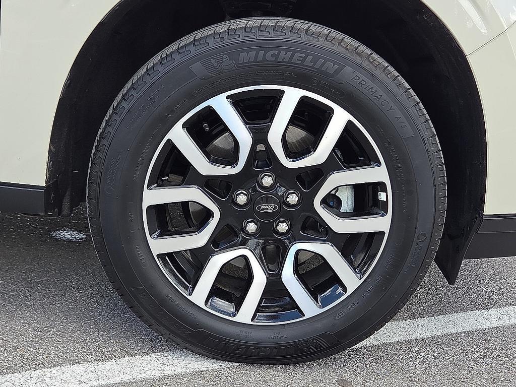used 2024 Ford Maverick car, priced at $35,879