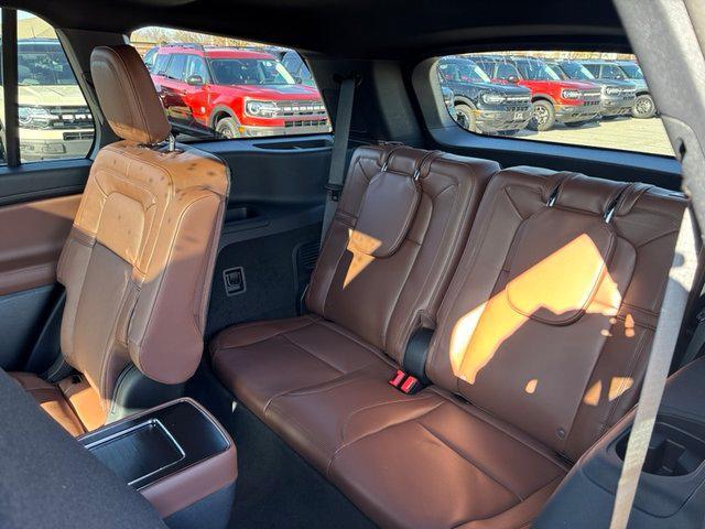 new 2025 Lincoln Aviator car, priced at $81,260