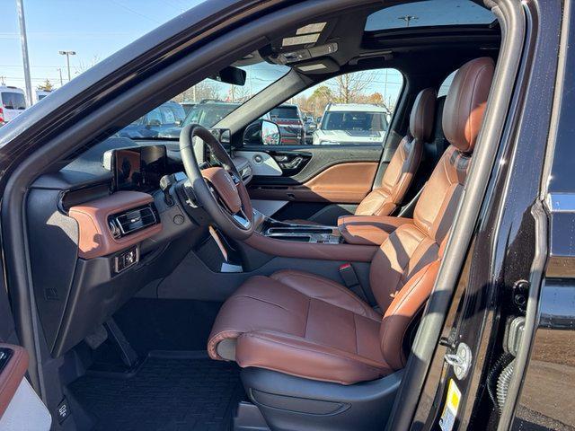 new 2025 Lincoln Aviator car, priced at $81,260