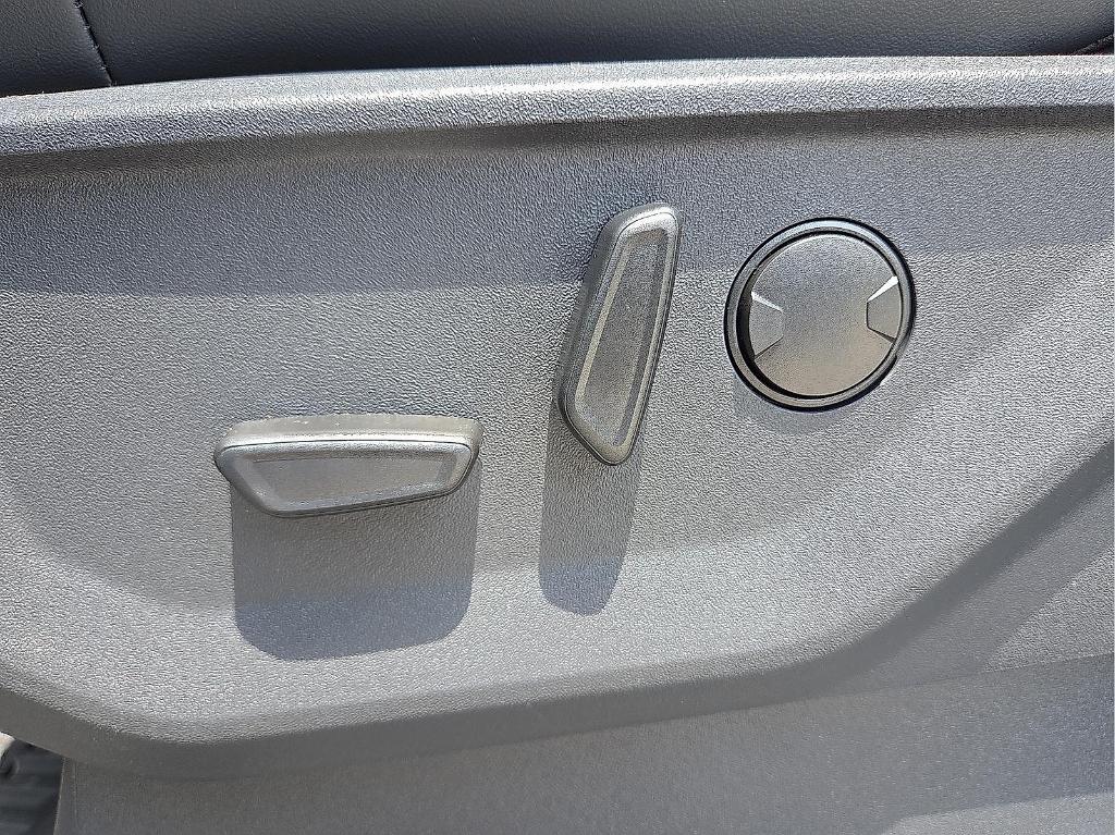 new 2025 Ford Expedition Max car, priced at $84,441
