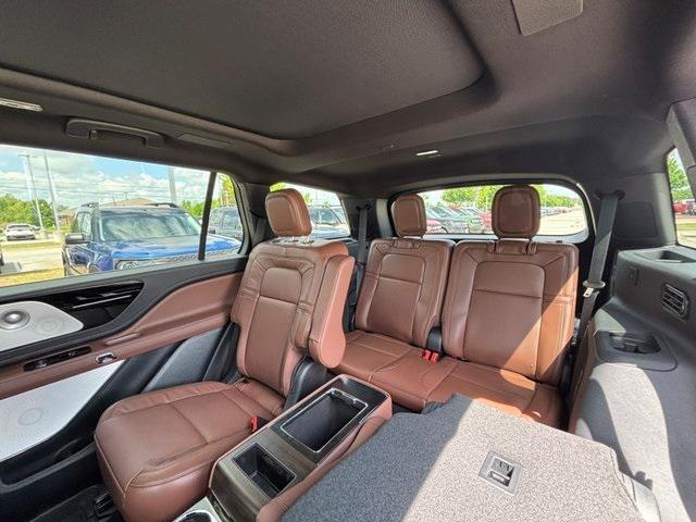 new 2025 Lincoln Aviator car, priced at $72,777