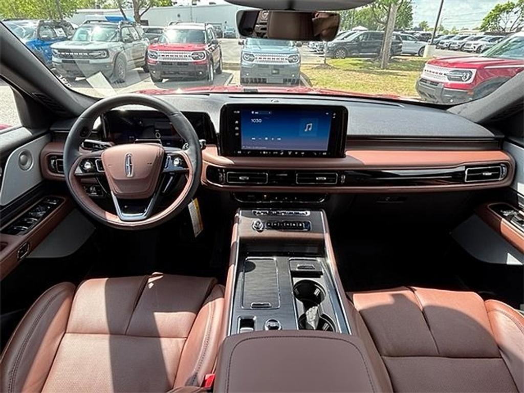 new 2025 Lincoln Aviator car, priced at $71,186