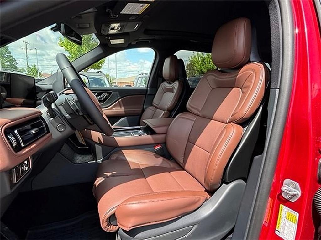 new 2025 Lincoln Aviator car, priced at $71,186