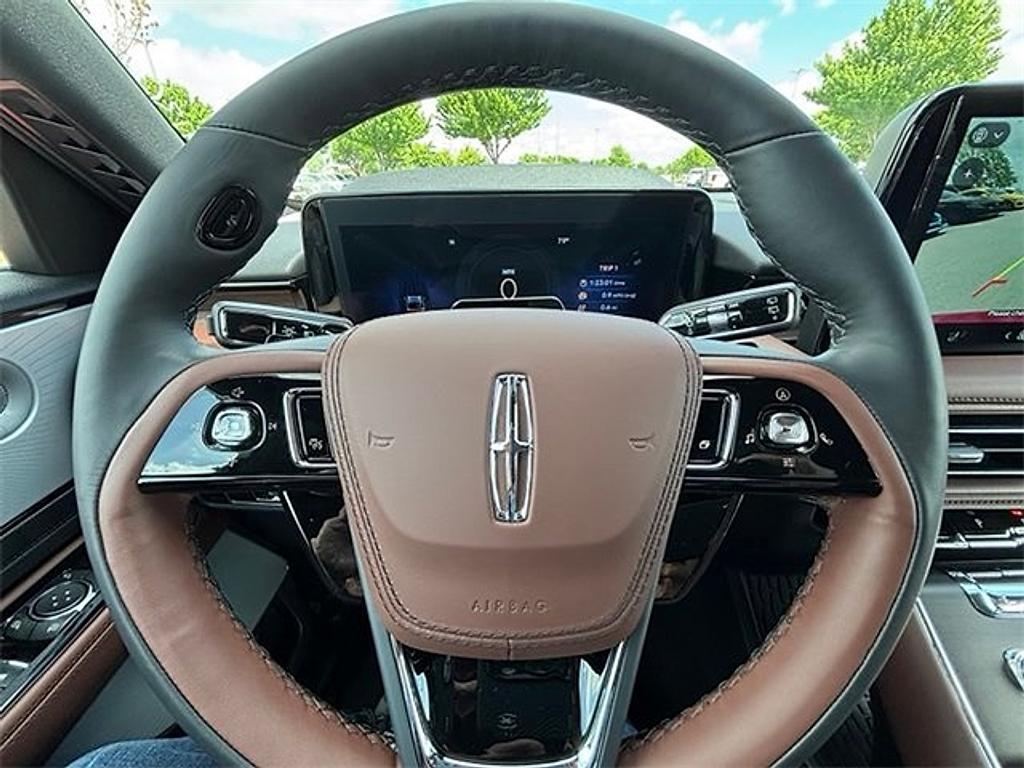 new 2025 Lincoln Aviator car, priced at $71,186