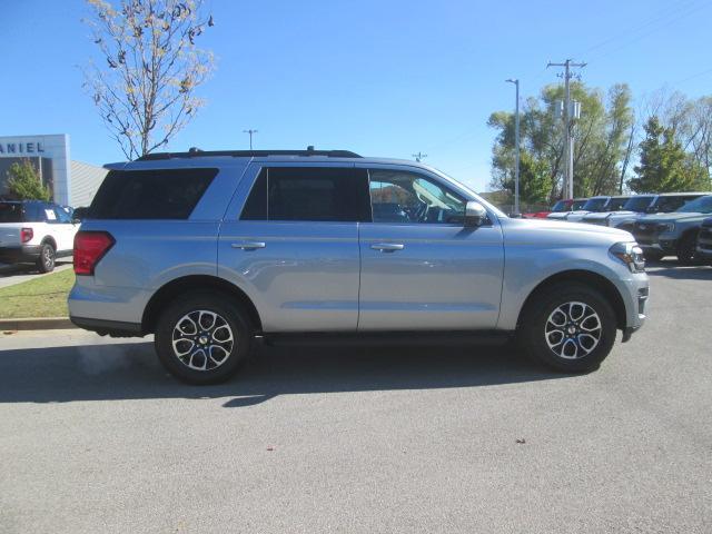 new 2024 Ford Expedition car, priced at $60,639