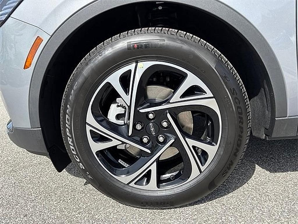 new 2025 Lincoln Nautilus car, priced at $53,343