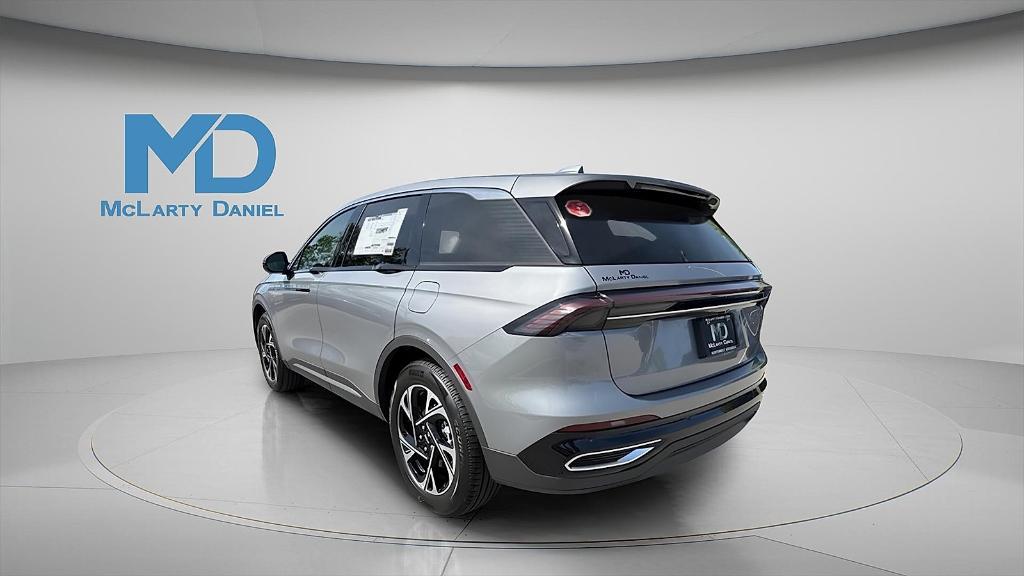 new 2025 Lincoln Nautilus car, priced at $53,343