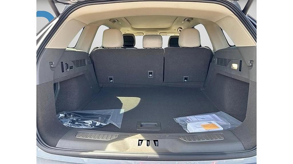 new 2025 Lincoln Nautilus car, priced at $53,343