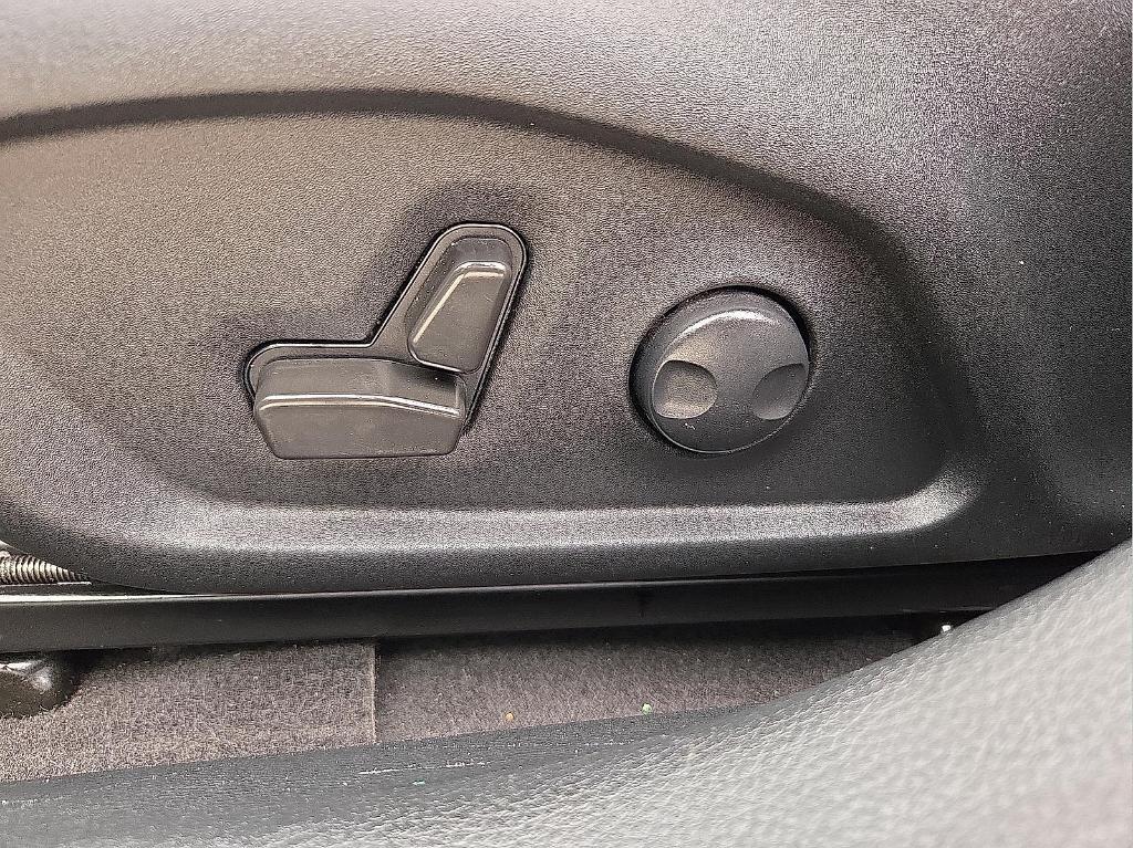 used 2022 Jeep Compass car, priced at $21,995